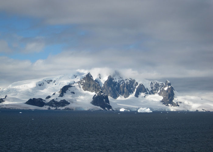 Argentina-Antarctica-2010-195
